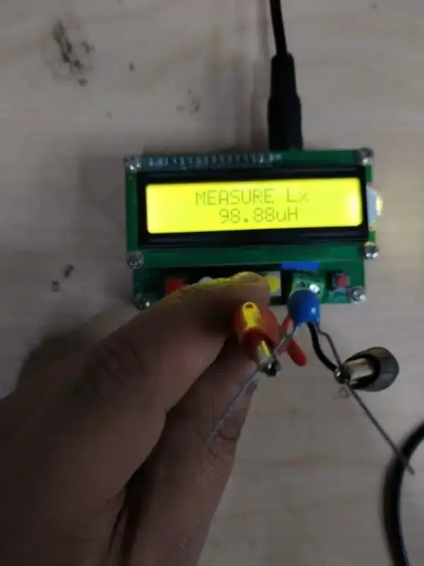 coil 100 uh 2a +.webp