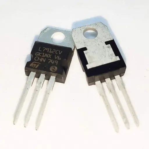 Voltage regulator 7912