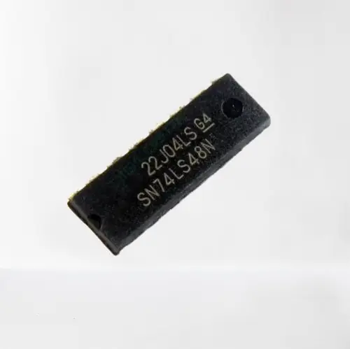 7448 IC – BCD to 7-Segment Display Decoder/Driver 